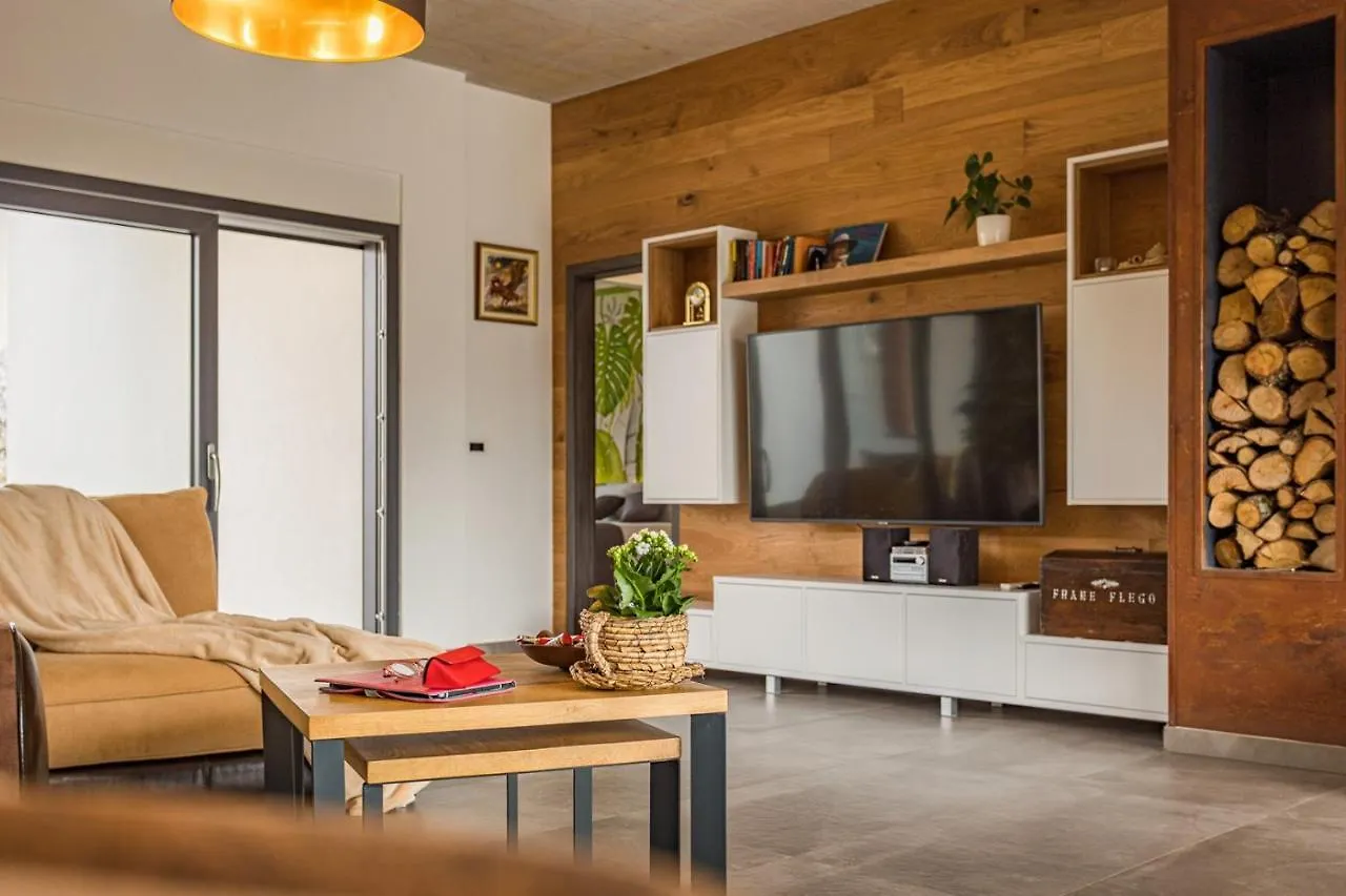 Guest house Bijou House With Apartments Vilanija