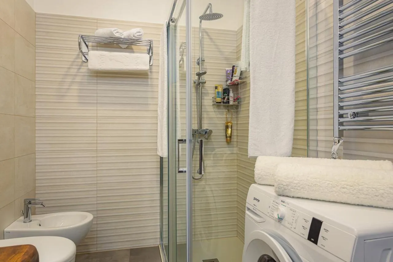 Bijou House With Apartments Vilanija Guest house
