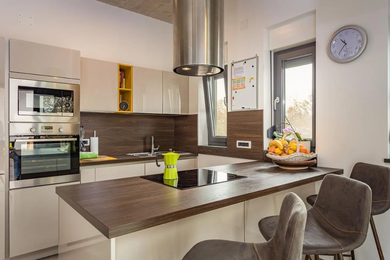 Guest house Bijou House With Apartments Vilanija