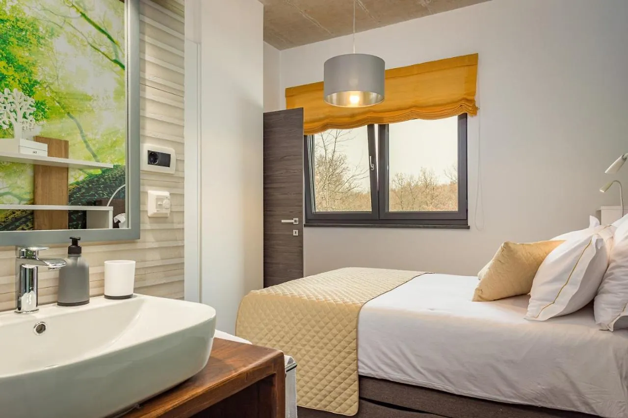 Guest house Bijou House With Apartments Vilanija